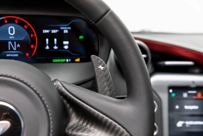 2026 McLaren 750S Base