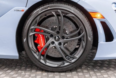 2026 McLaren 750S Base