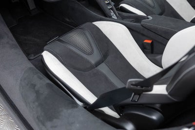2027 McLaren 750S Base