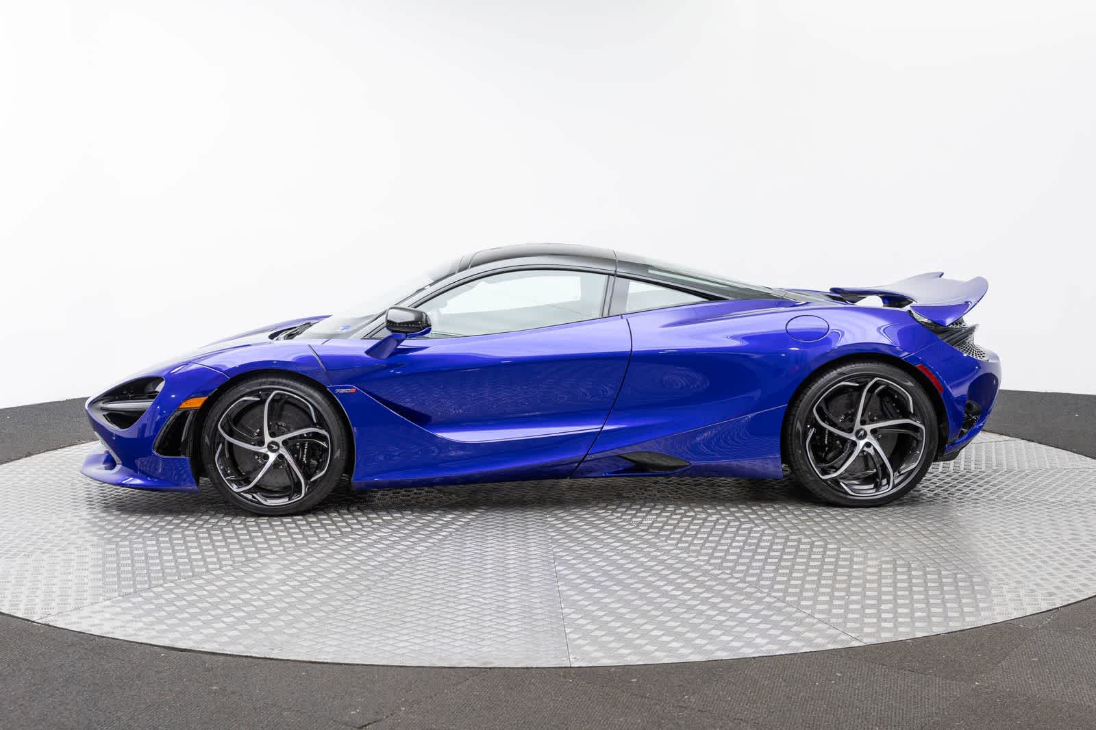 2027 McLaren 750S Base