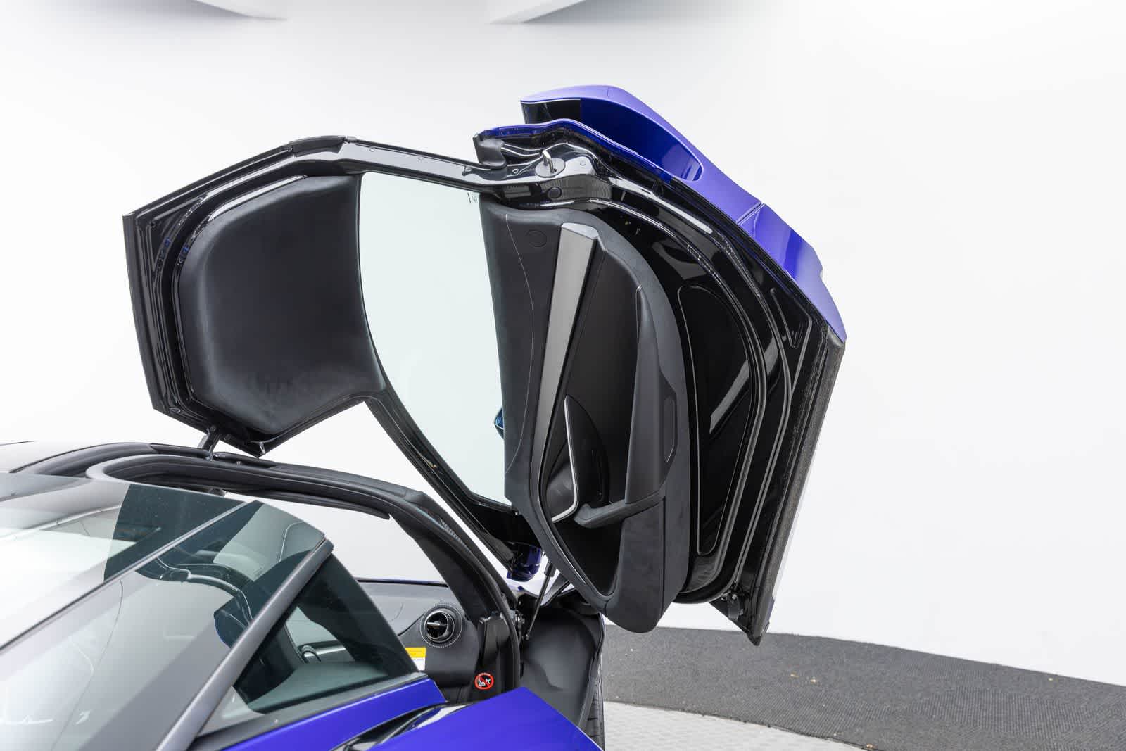2027 McLaren 750S Base