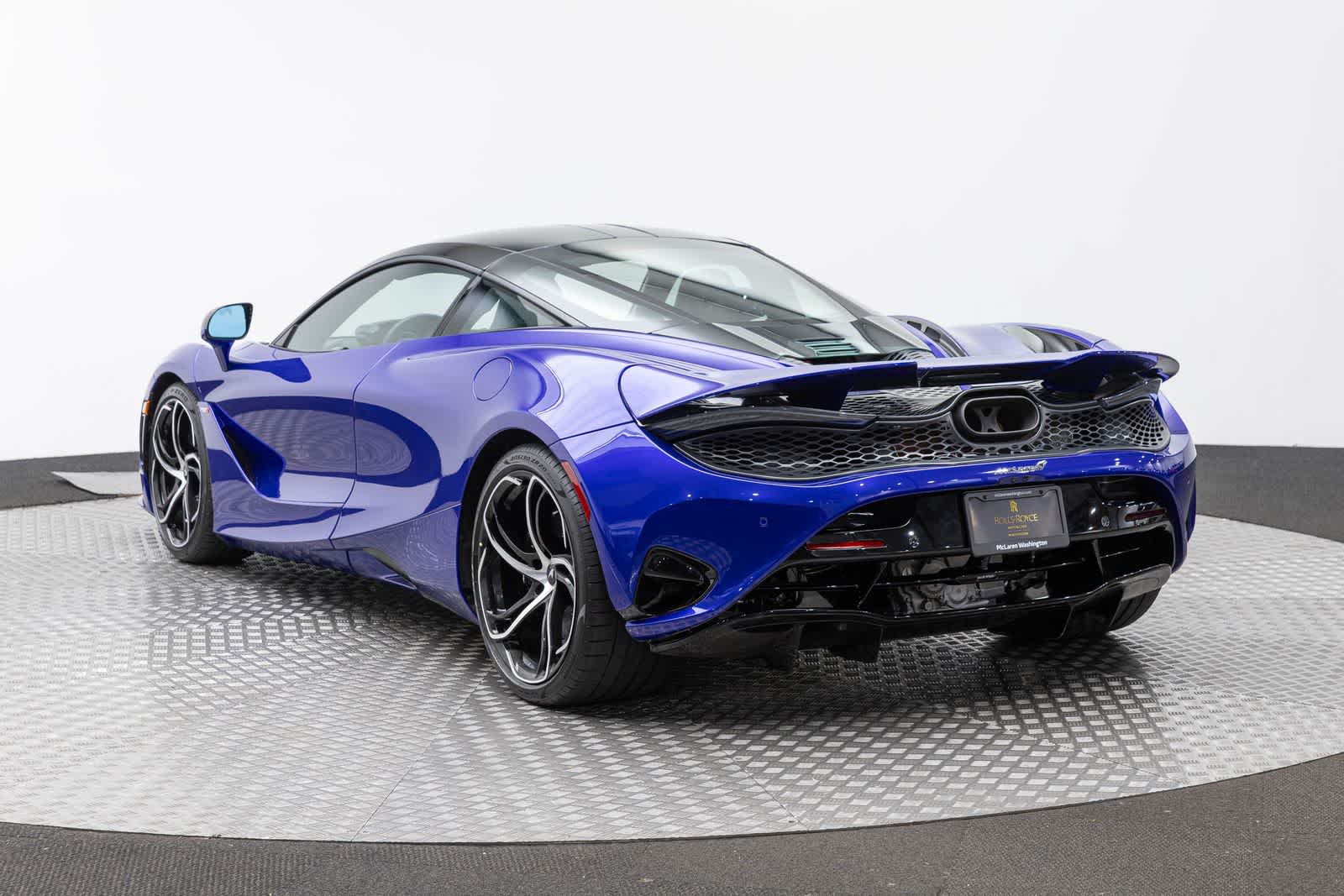 2027 McLaren 750S Base