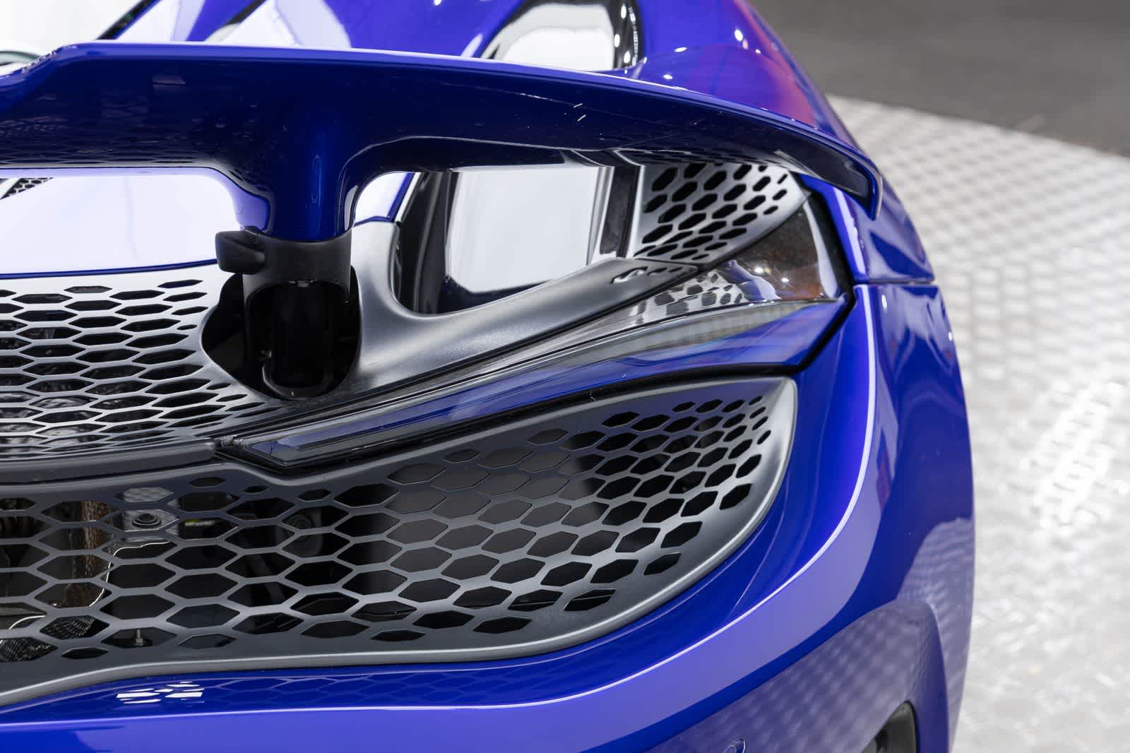 2027 McLaren 750S Base
