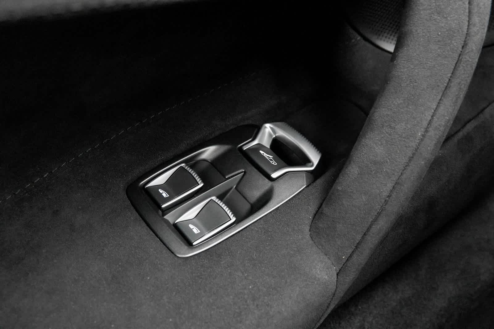 2025 McLaren 750S Spider