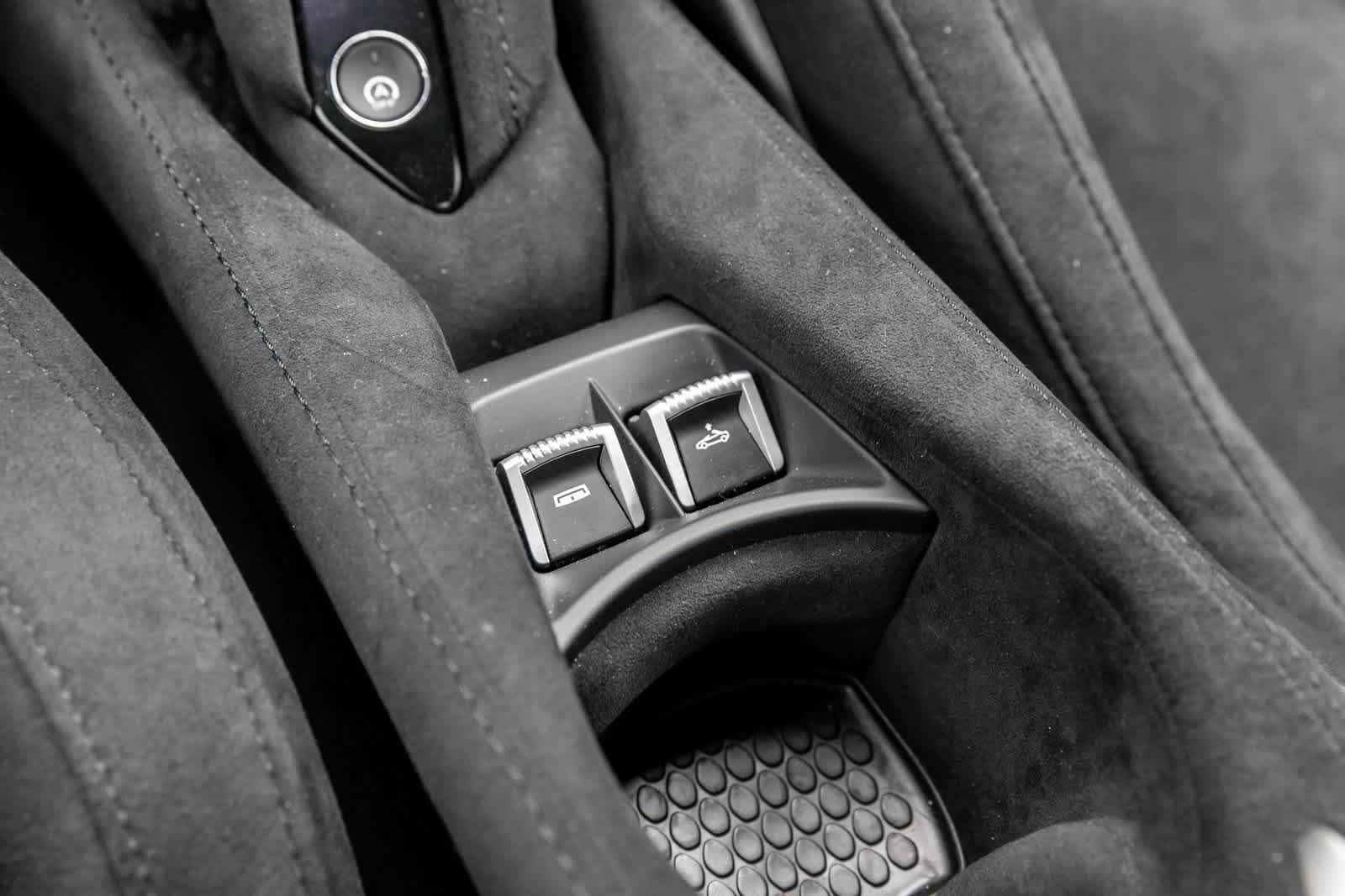 2025 McLaren 750S Spider