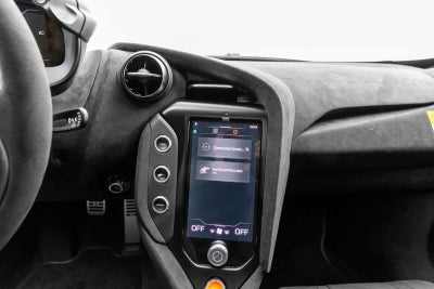 2025 McLaren 750S Spider