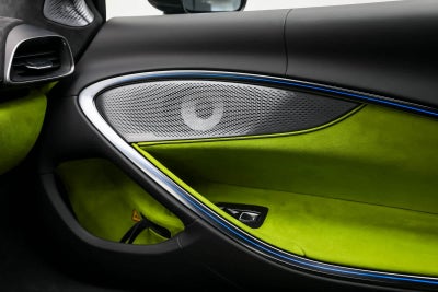 2026 McLaren Artura Base