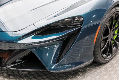 2026 McLaren Artura Base