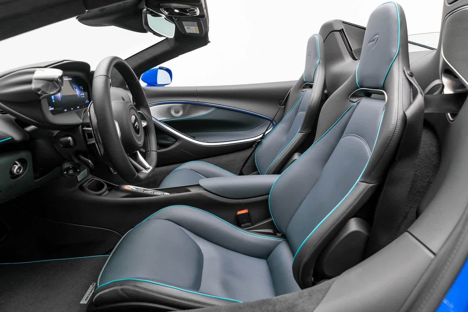 2025 McLaren Artura Spider