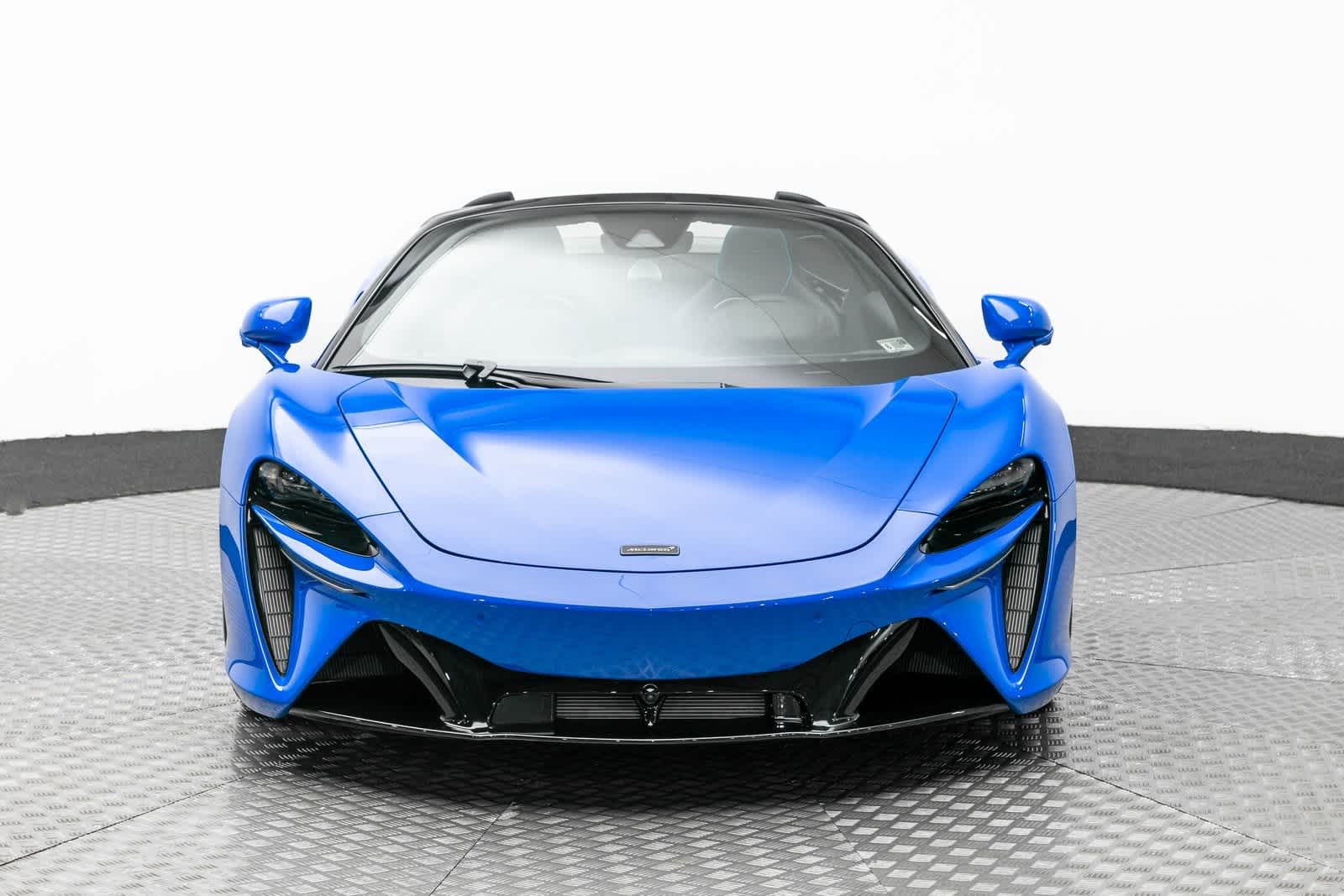 2025 McLaren Artura Spider
