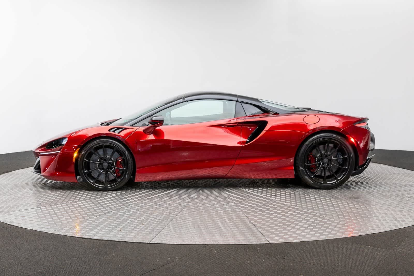 2026 McLaren Artura Spider