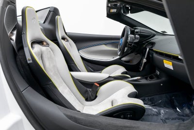 2026 McLaren Artura Spider