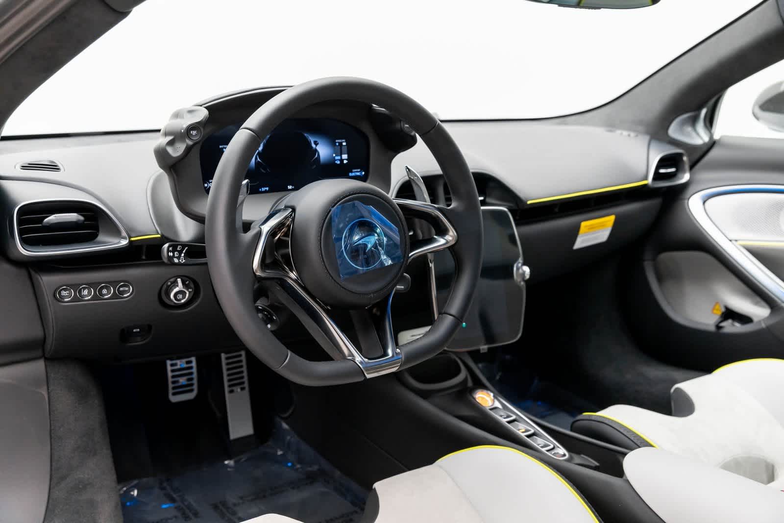 2026 McLaren Artura Spider