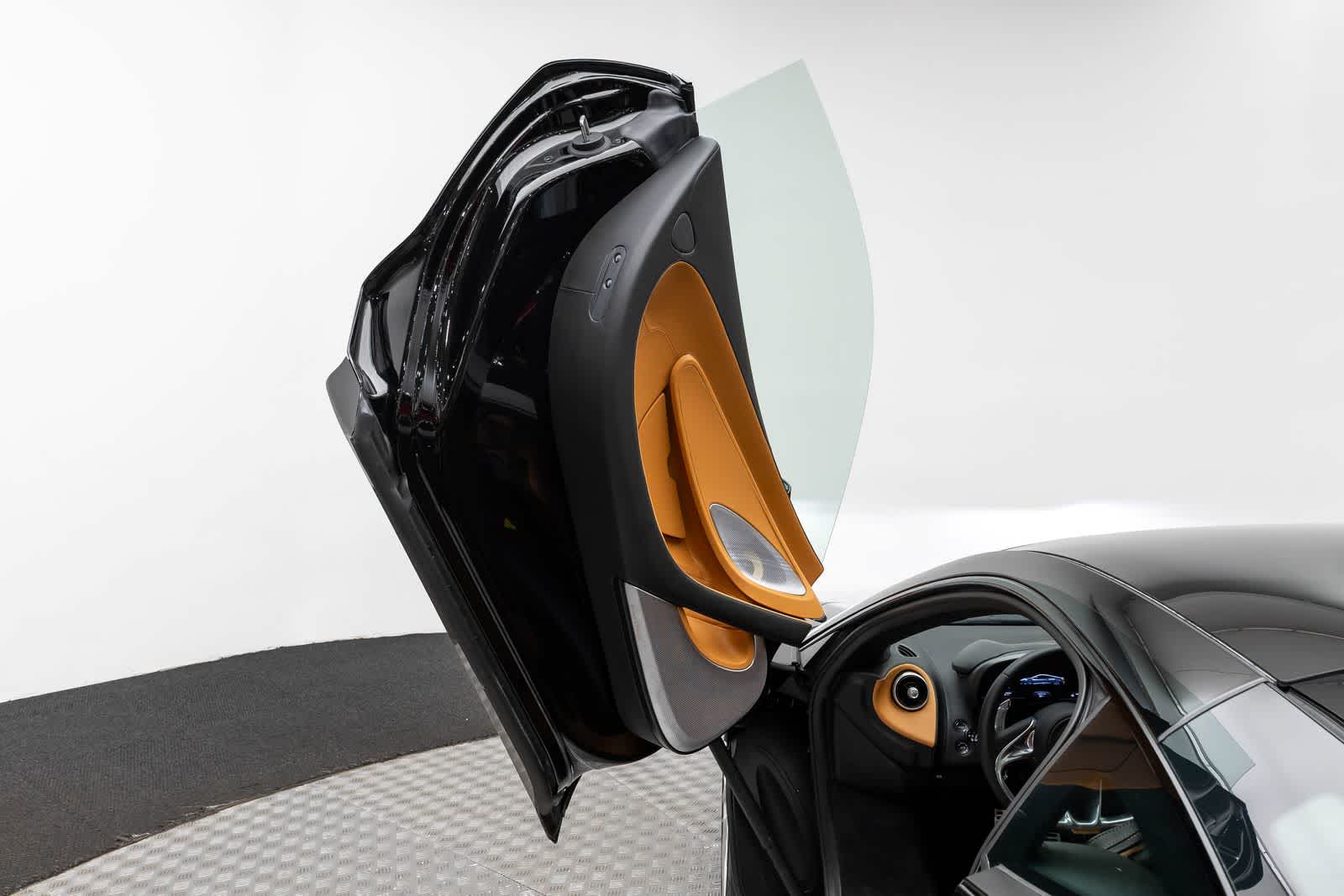 2026 McLaren GTS Base
