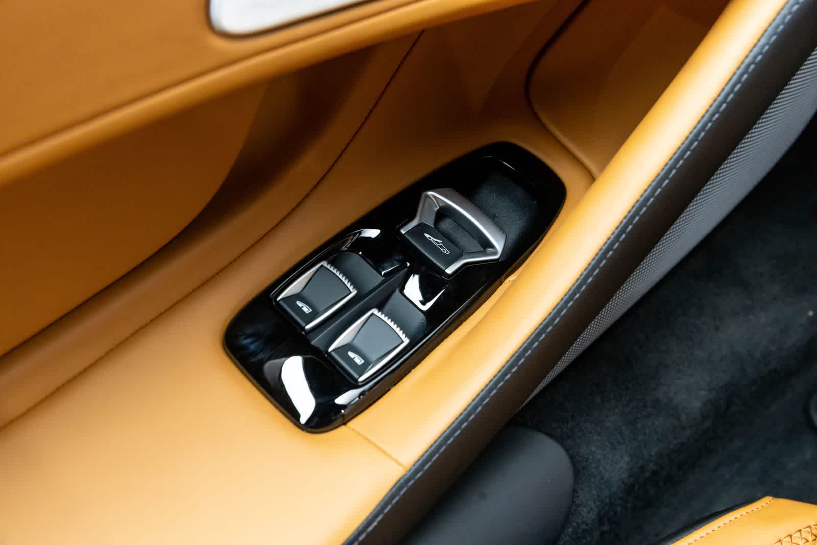 2026 McLaren GTS Base