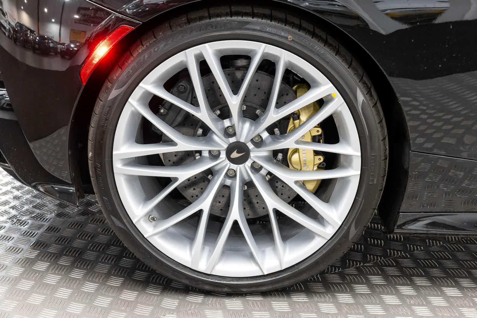 2026 McLaren GTS Base