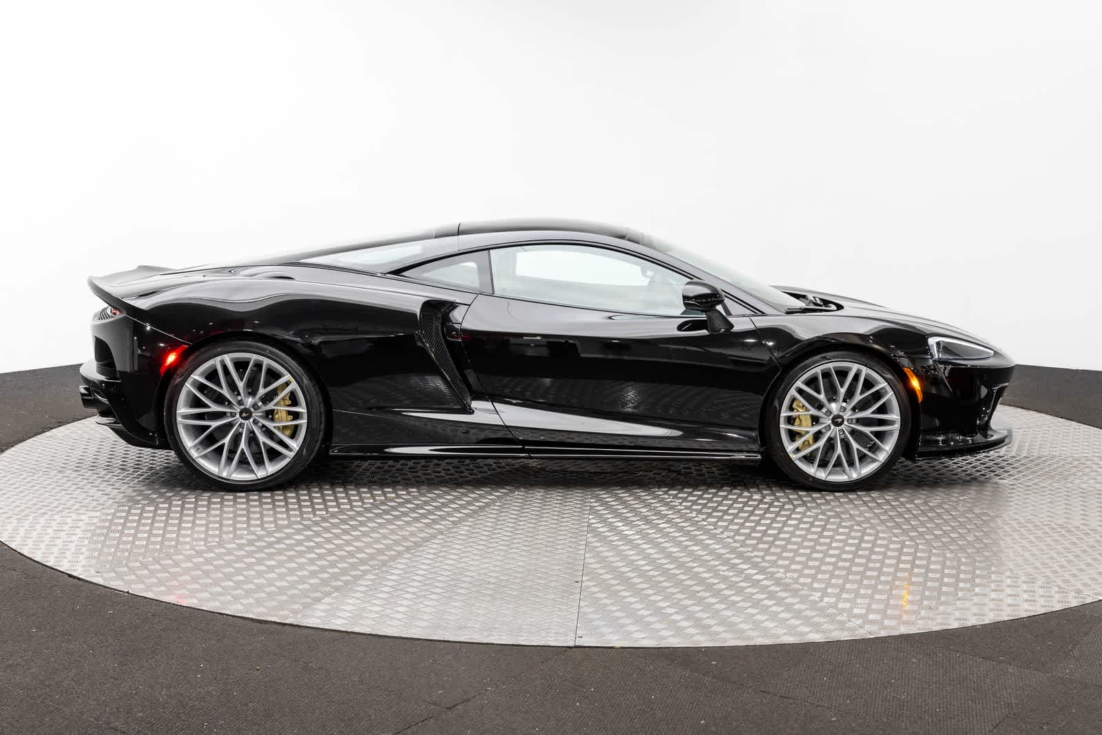 2026 McLaren GTS Base
