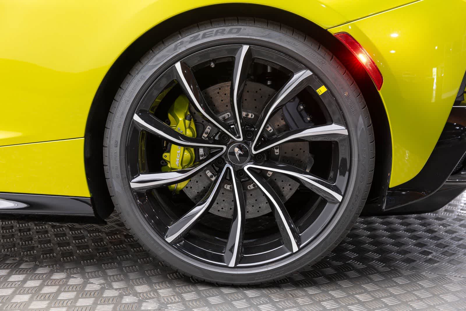 2027 McLaren GTS Base