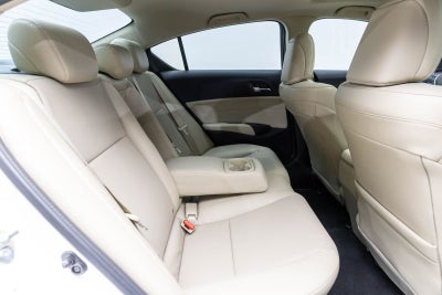 2018 Acura ILX w/Premium Pkg