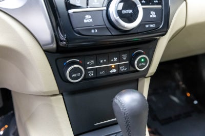 2018 Acura ILX w/Premium Pkg