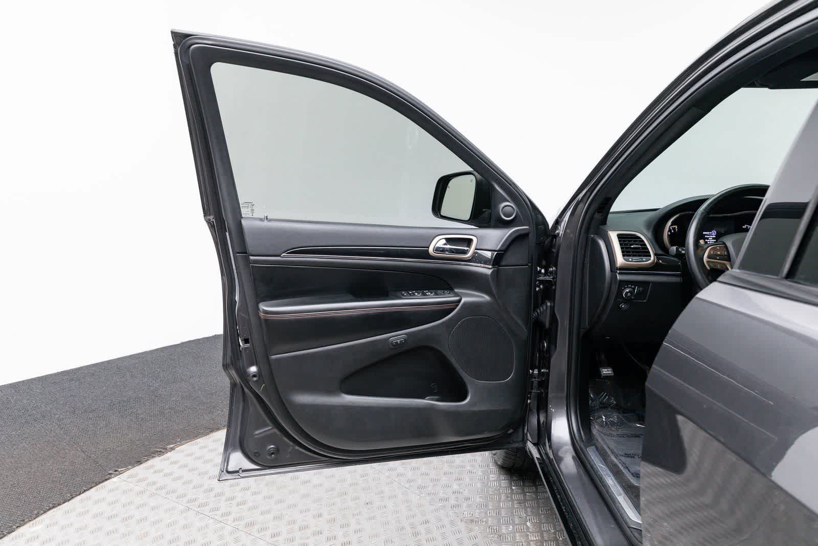 2016 Jeep Grand Cherokee Limited 75th Anniversary