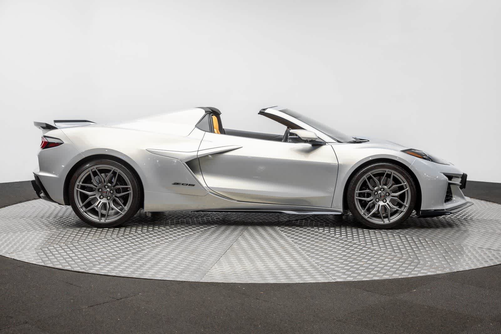 2024 Chevrolet Corvette 2LZ