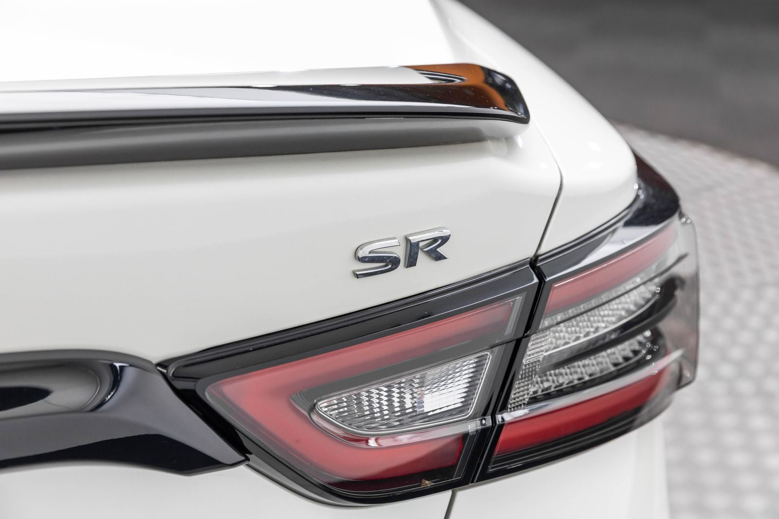 2021 Nissan Maxima SR