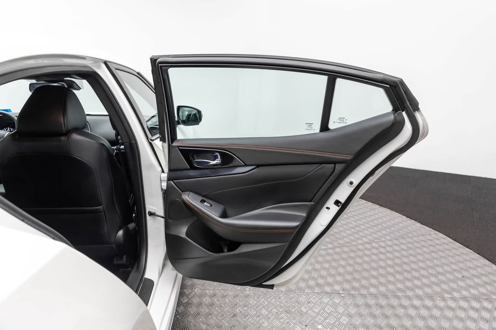 2021 Nissan Maxima SR