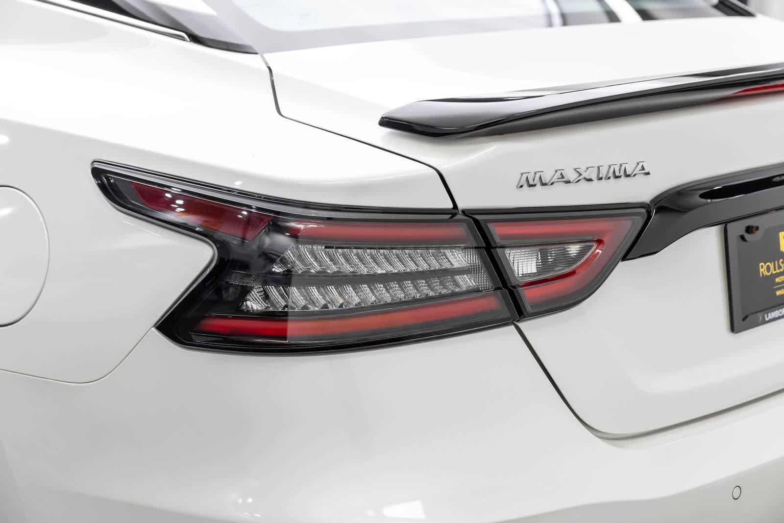 2021 Nissan Maxima SR
