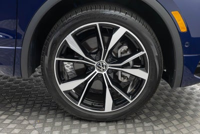 2023 Volkswagen Tiguan SEL R-Line