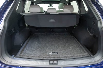 2023 Volkswagen Tiguan SEL R-Line