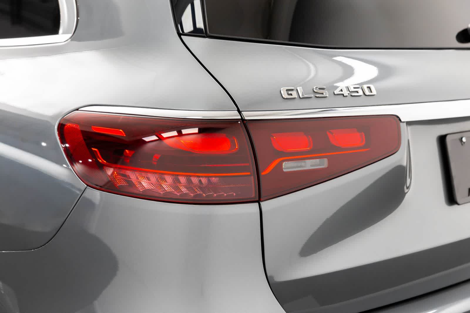 2025 Mercedes-Benz GLS 450 GLS 450