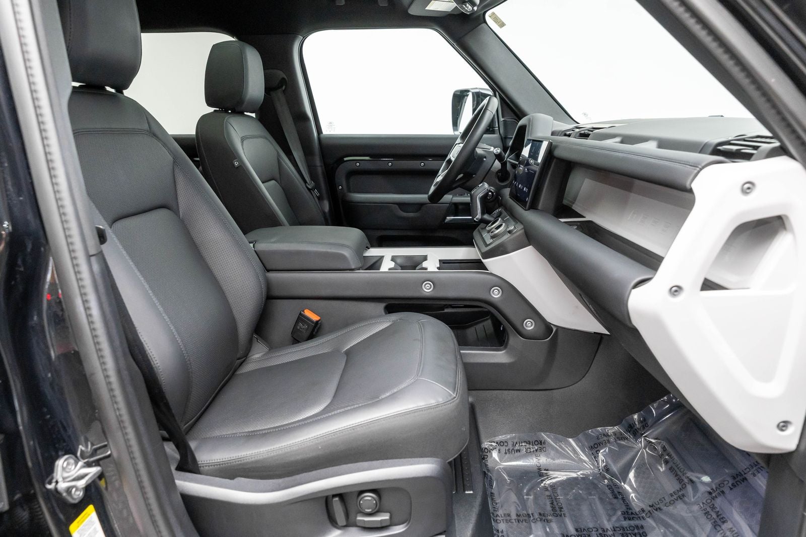 2025 Land Rover Defender S