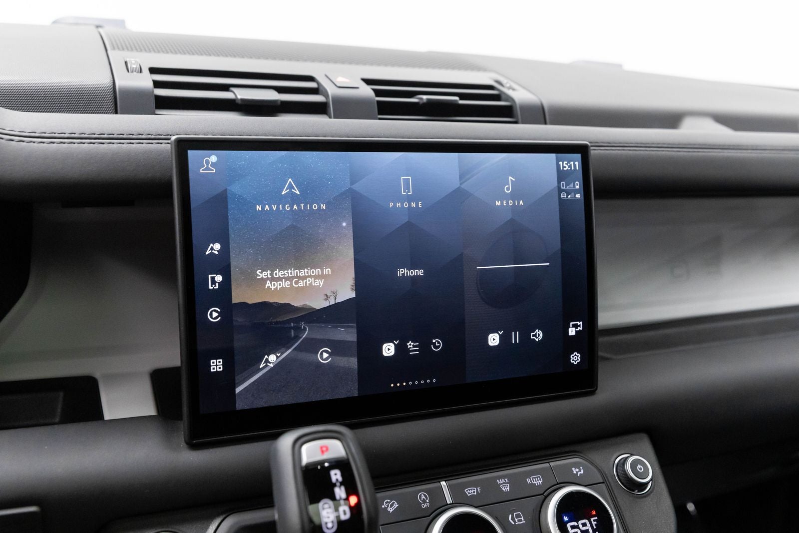 2025 Land Rover Defender S