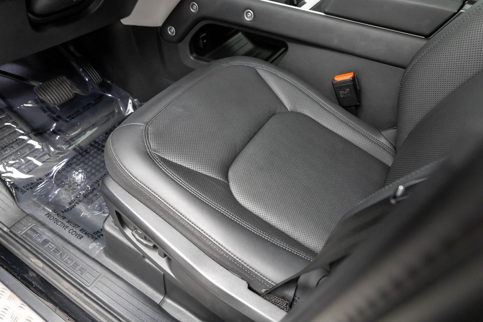 2025 Land Rover Defender S