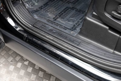 2025 Land Rover Defender S