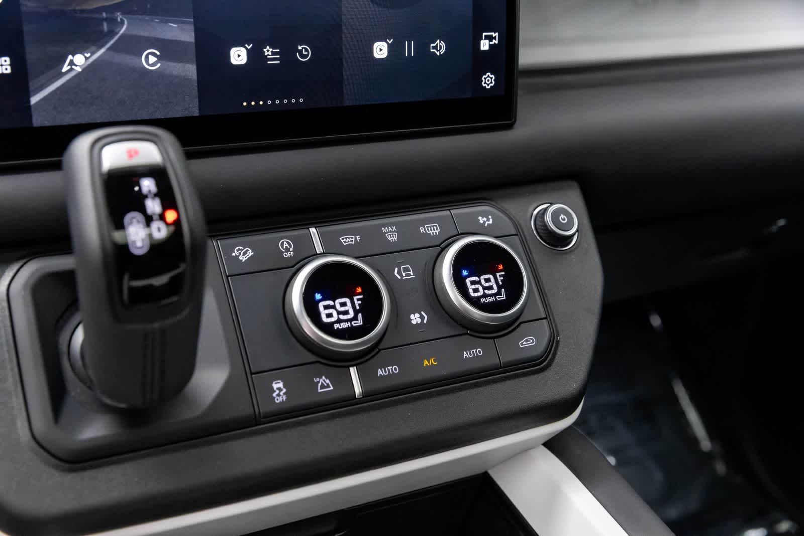 2025 Land Rover Defender S