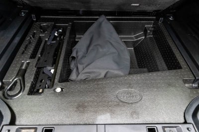 2025 Land Rover Defender S