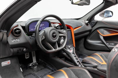 2022 McLaren 720S Spider