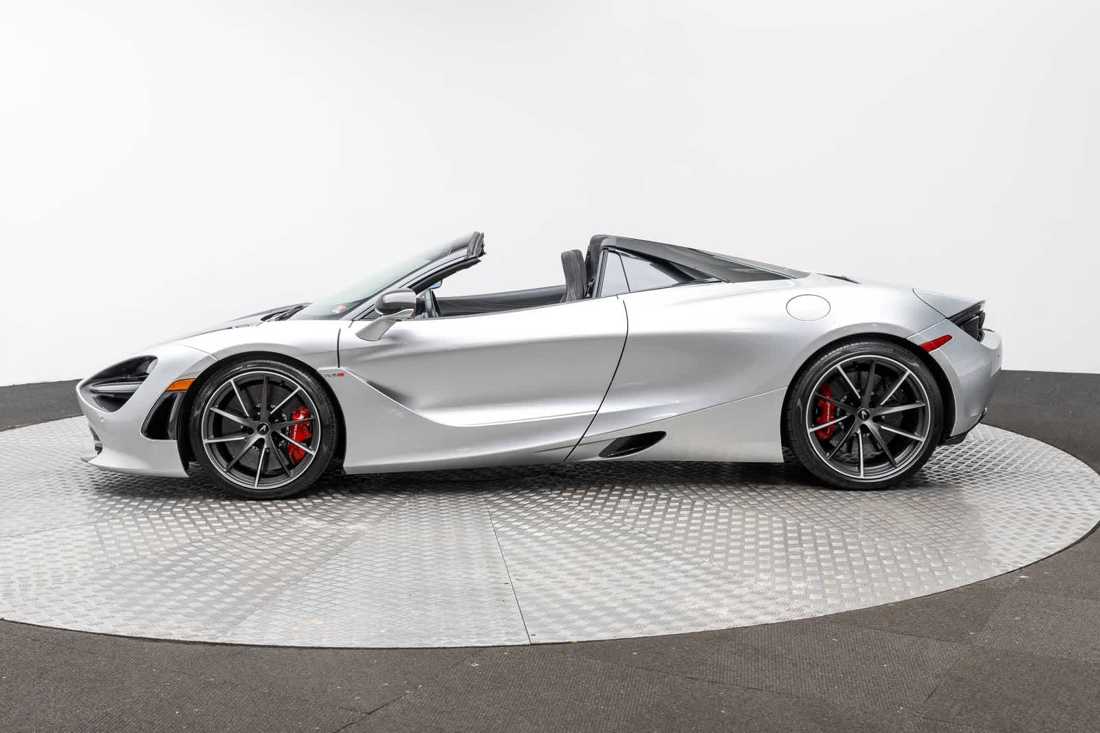 2022 McLaren 720S Spider