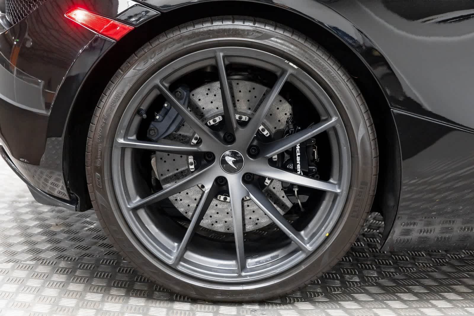 2023 McLaren 720S Spider