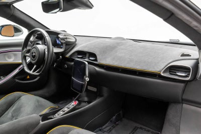 2023 McLaren Artura Coupe