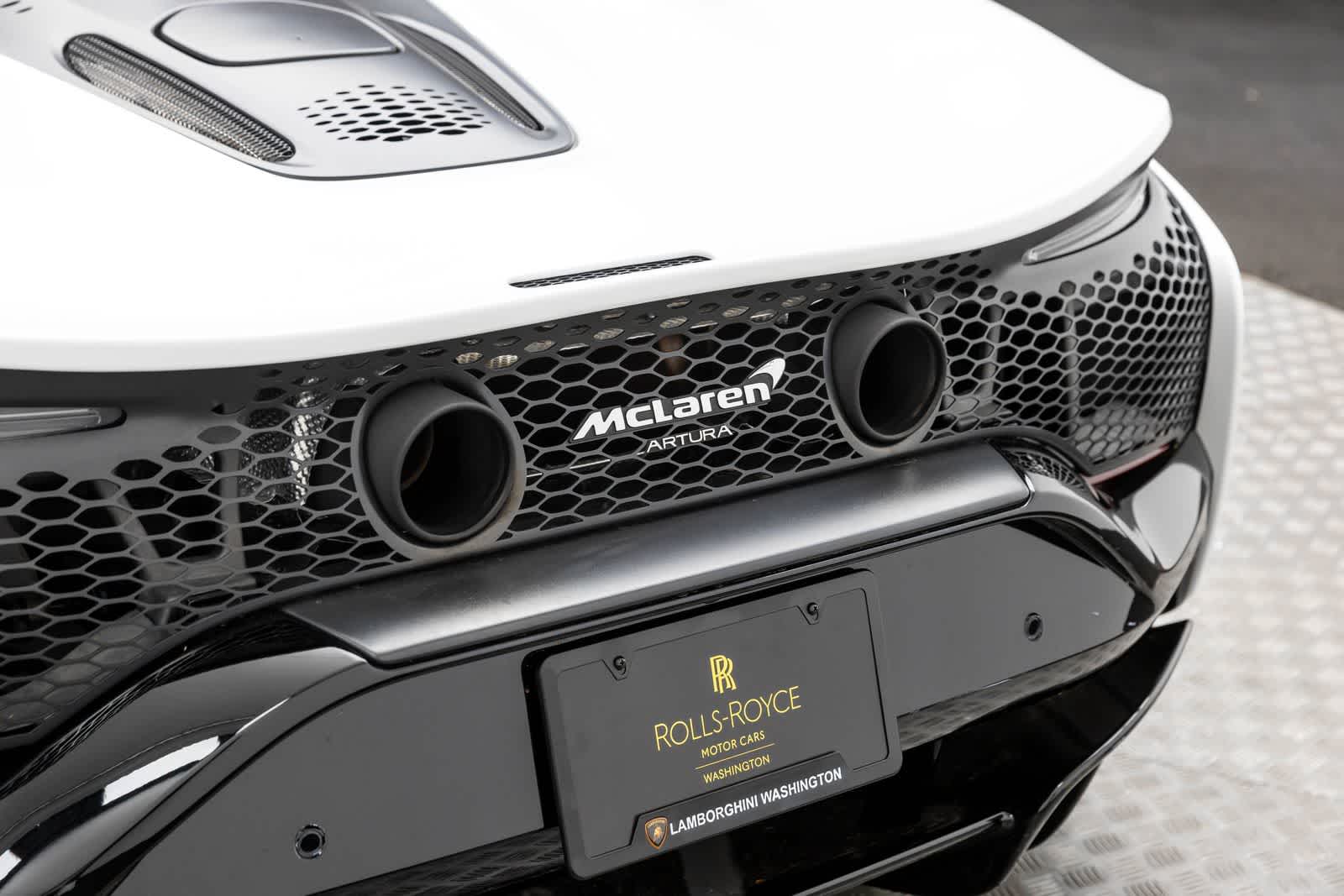 2023 McLaren Artura Coupe