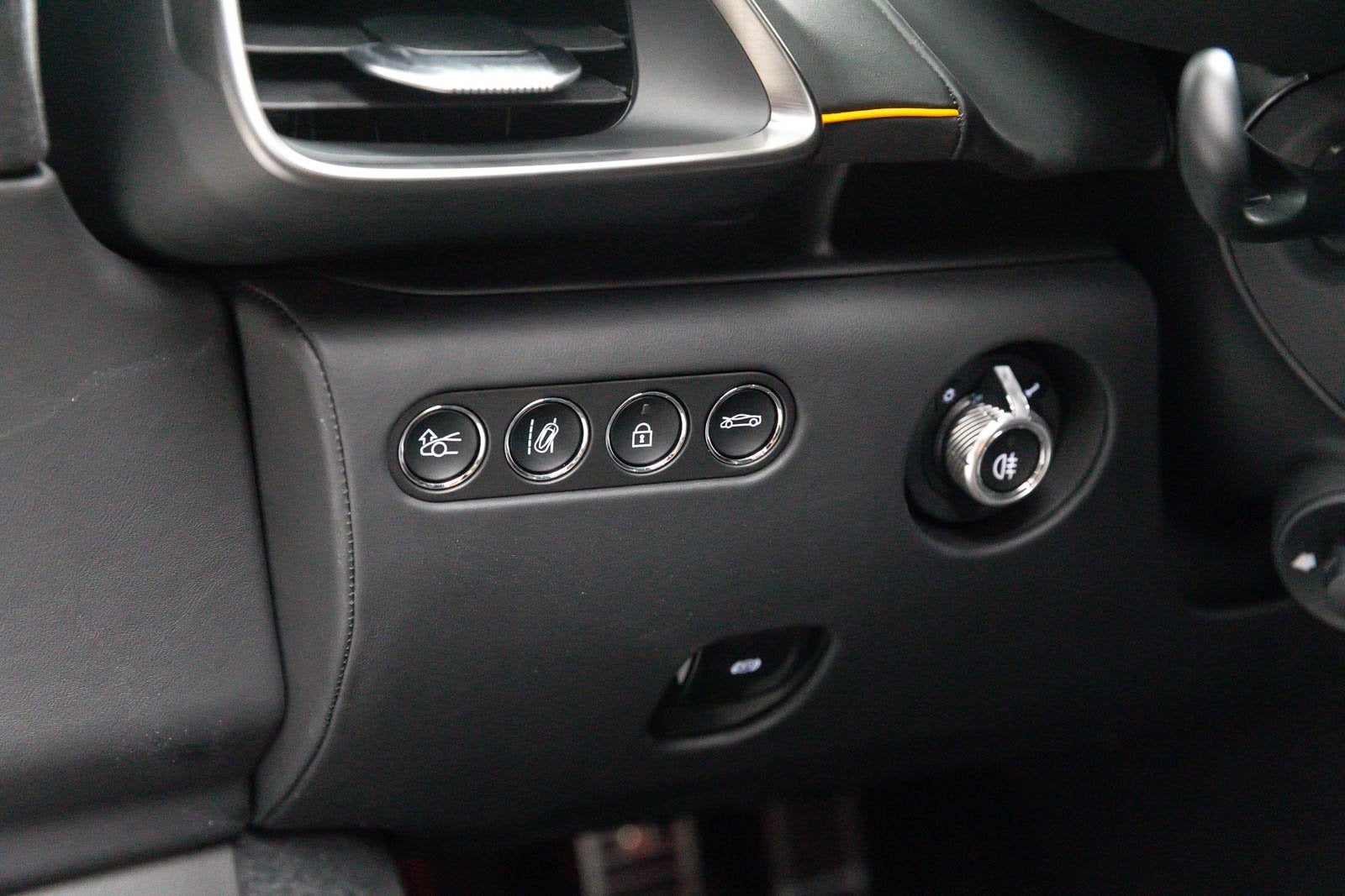 2023 McLaren Artura Coupe