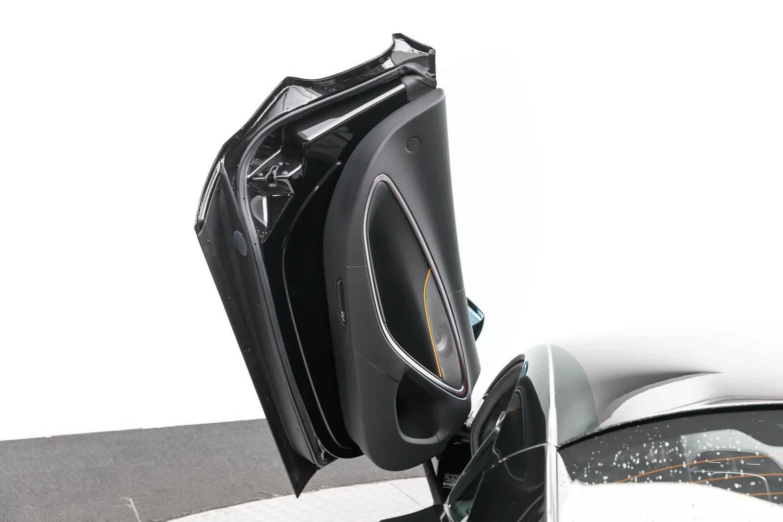 2023 McLaren Artura Coupe