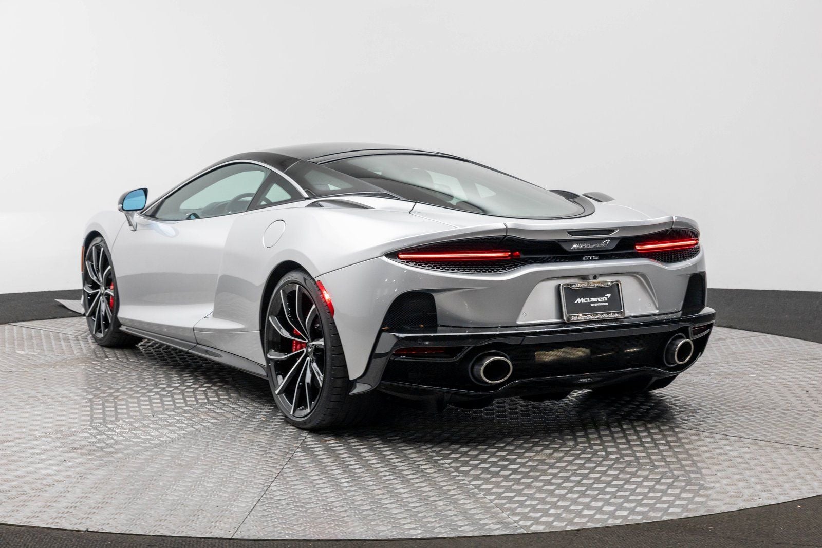 2025 McLaren GTS Coupe