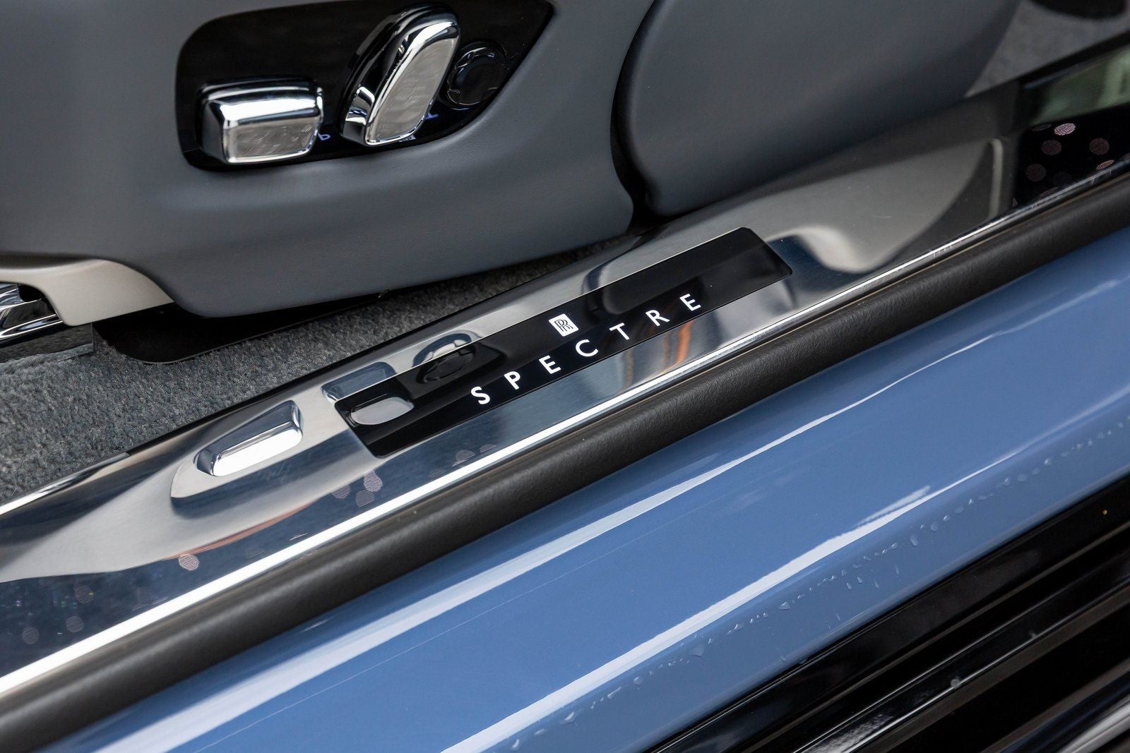 2024 Rolls-Royce Spectre Coupe