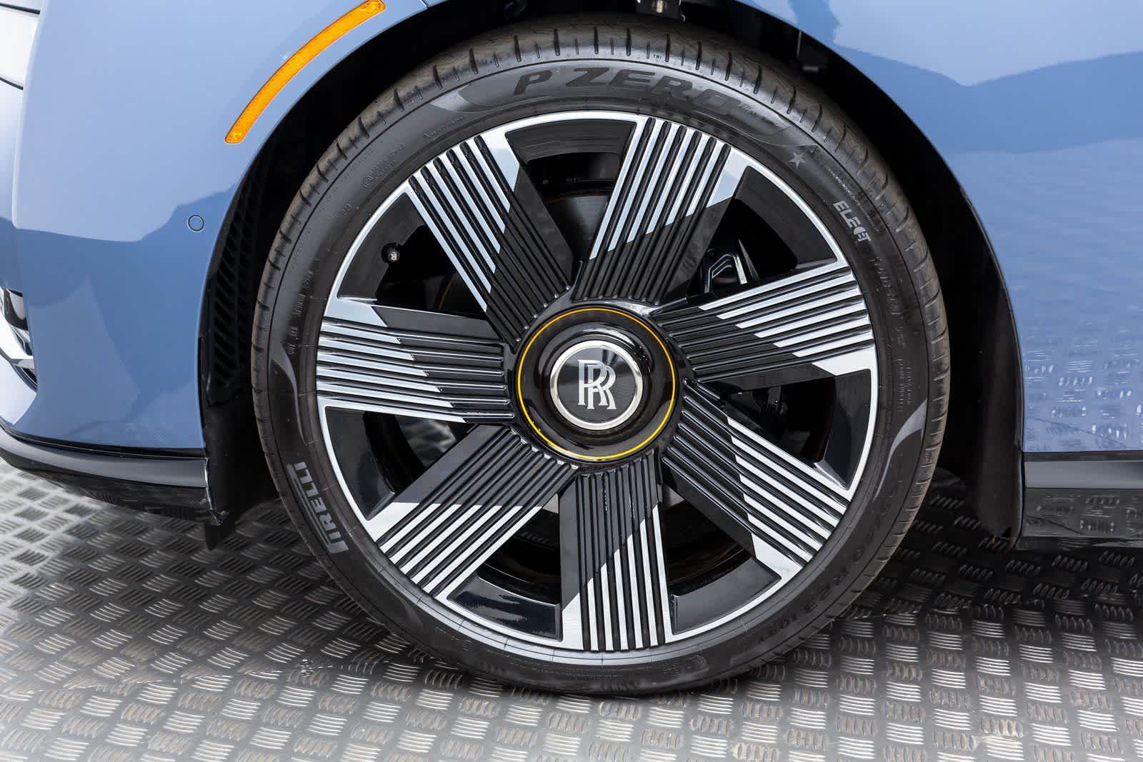 2024 Rolls-Royce Spectre Coupe