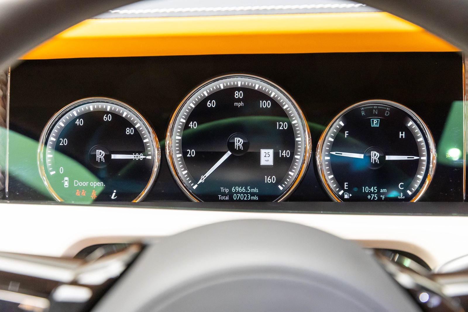 2023 Rolls-Royce Phantom Sedan