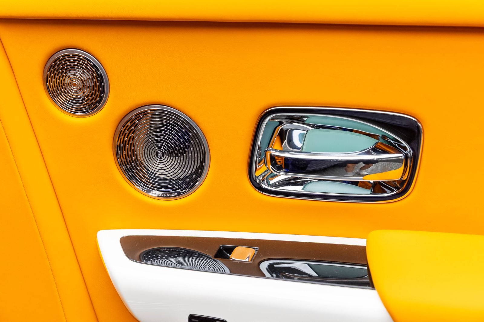 2023 Rolls-Royce Phantom Sedan